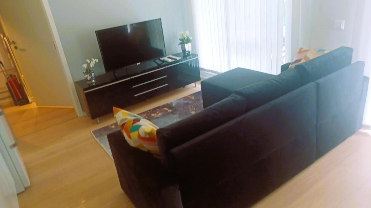 Scandpoint Apartment Fornebu Near Sea Front With Outdoor Walk! Stabekk Exteriér fotografie